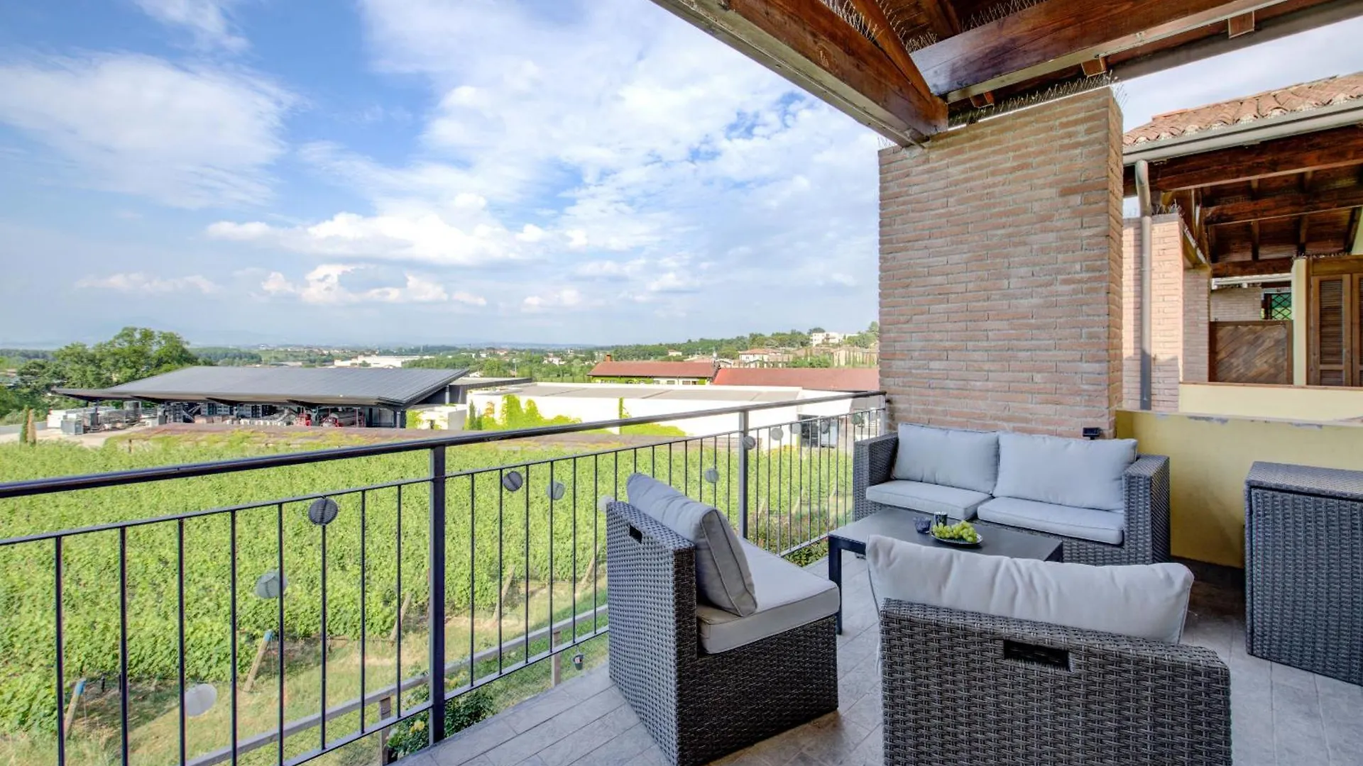 Appartamento La Luna - Mgh Peschiera del Garda Italia